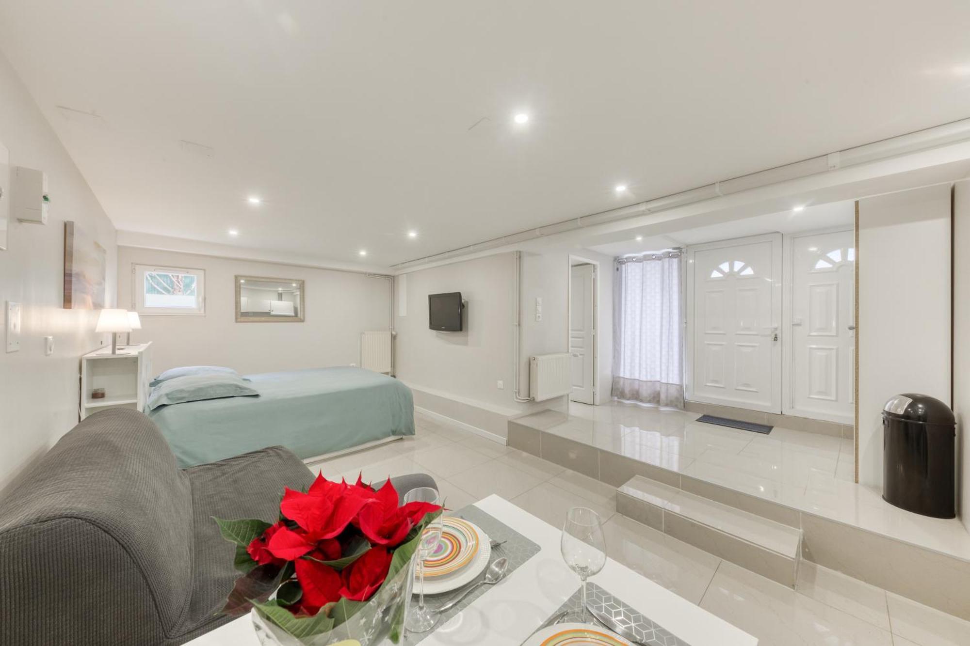 Studio Cosy - 35M2 - Paris -Disneyland - Rer A Нуази-ле-Гран Экстерьер фото